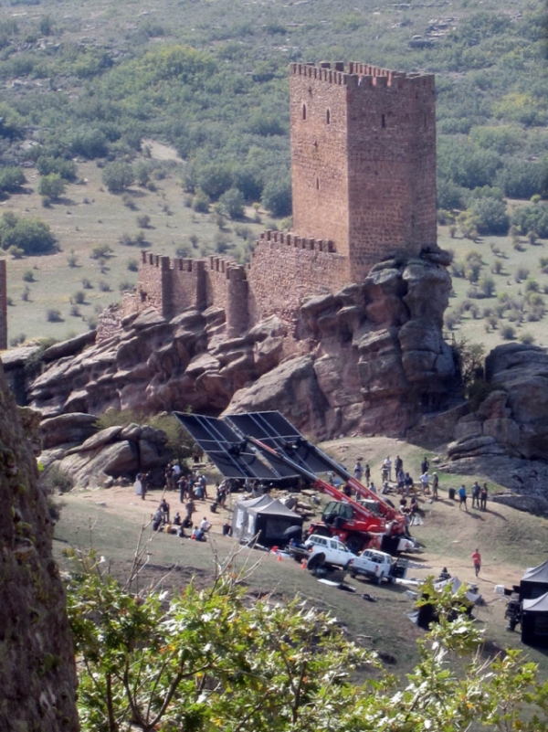 Испанский замок Сафра, который можно было увидеть в "Игре Престолов" (8 фото)