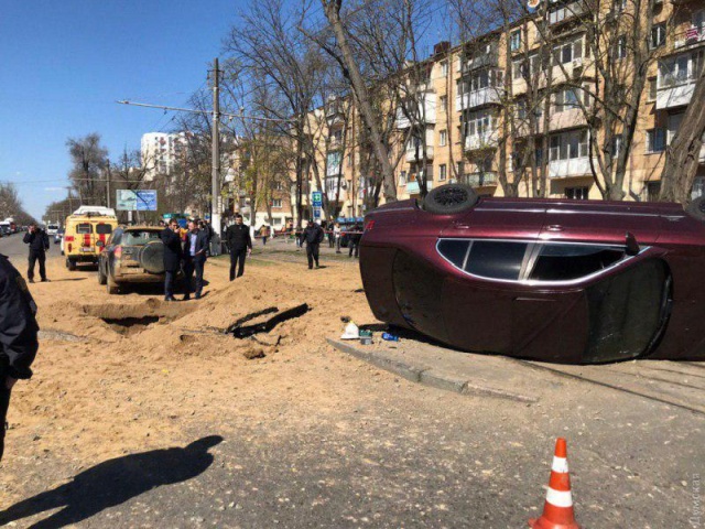 Подземный взрыв газа в Одессе (6 фото + видео)