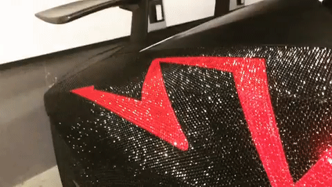 Спорткар Lamborghini Aventador был украшен 2 миллионами кристаллами Swarovski (6 фото)