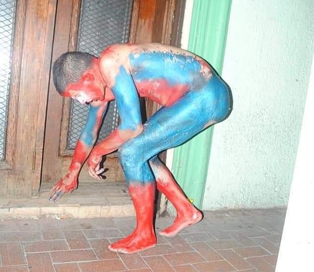Мексиканский наркокартель "раскрасил" людей под супергероев из "Мстителей" (5 фото)