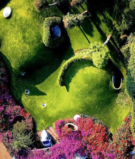 "Зеленый дом хоббита" от биоархитектора Хавьера Сеносиана (10 фото)
