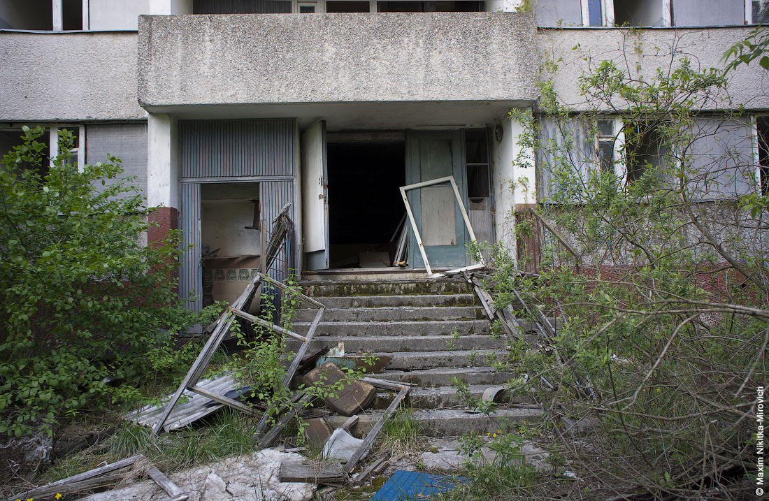 Мародерство в Чернобыльской зоне отчуждения (36 фото)