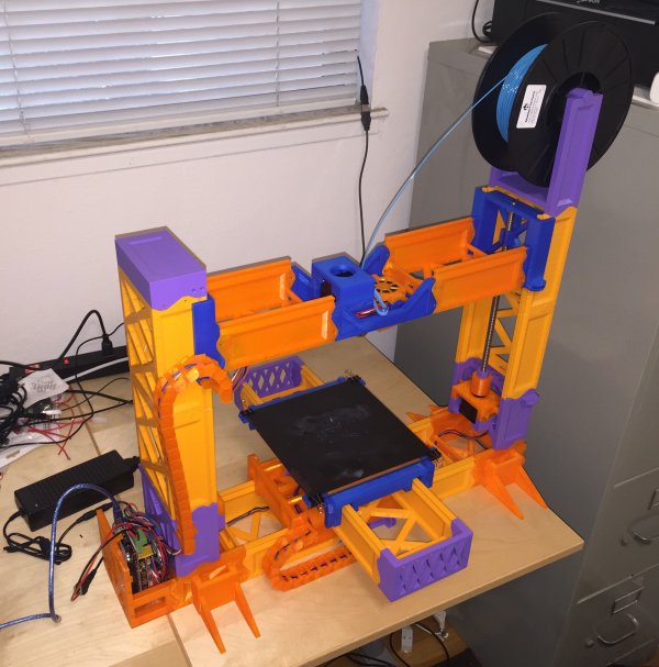 Свершилось - 3Д принтер напечатал 3Д принтер