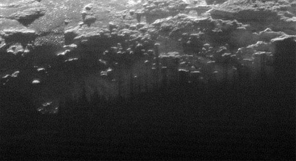 Вы просто обязаны увидеть эти снимки поверхности Плутона