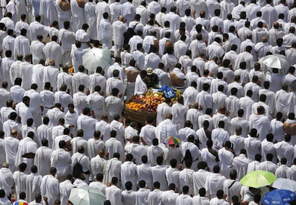 В Саудовской Аравии из-за давки погибло более 220 паломников