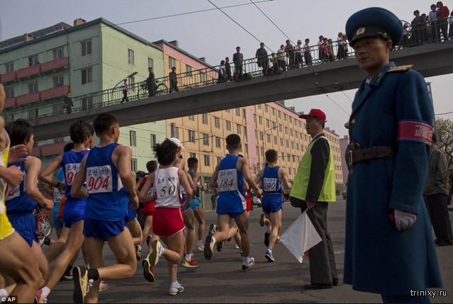 Иностранные спортсмены приняли участие в международном марафоне в столице КНДР