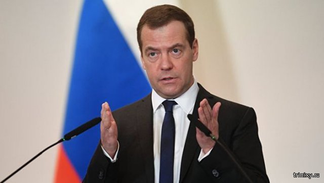 Кремль изучит мнение россиян о работе Дмитрия Медведева