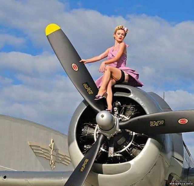 Девушки и самолеты Второй мировой войны