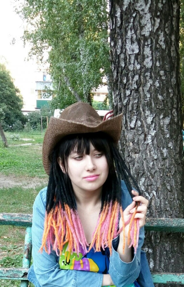 Просто красивые девушки в ковбойских шляпах