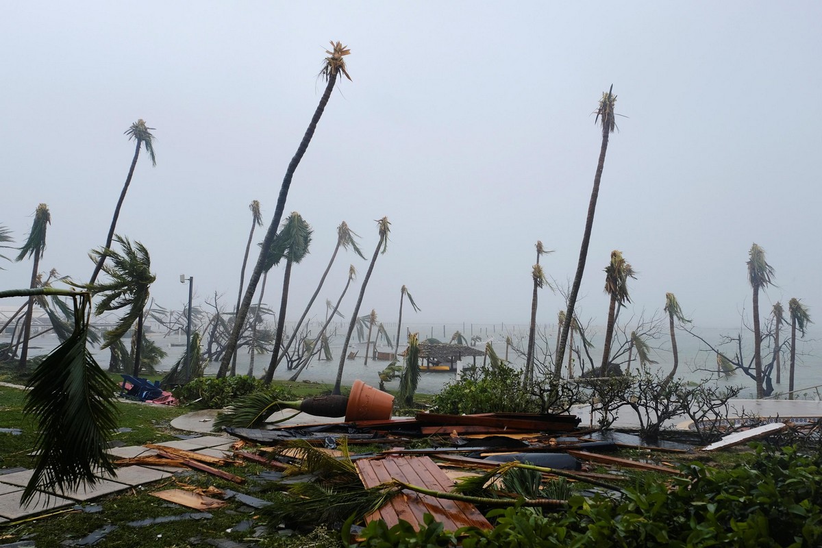 Масштабные последствия урагана 