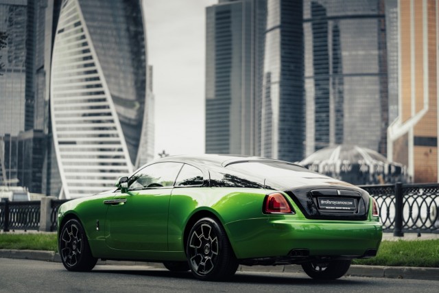 В Rolls-Royce представили машину «специально для москвичей»