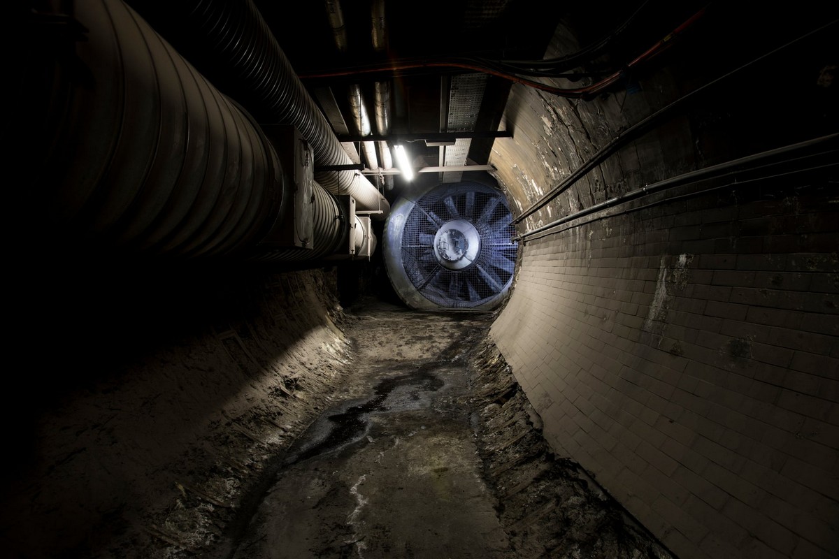 Фотоэкскурсия: заброшенная подземка Лондона