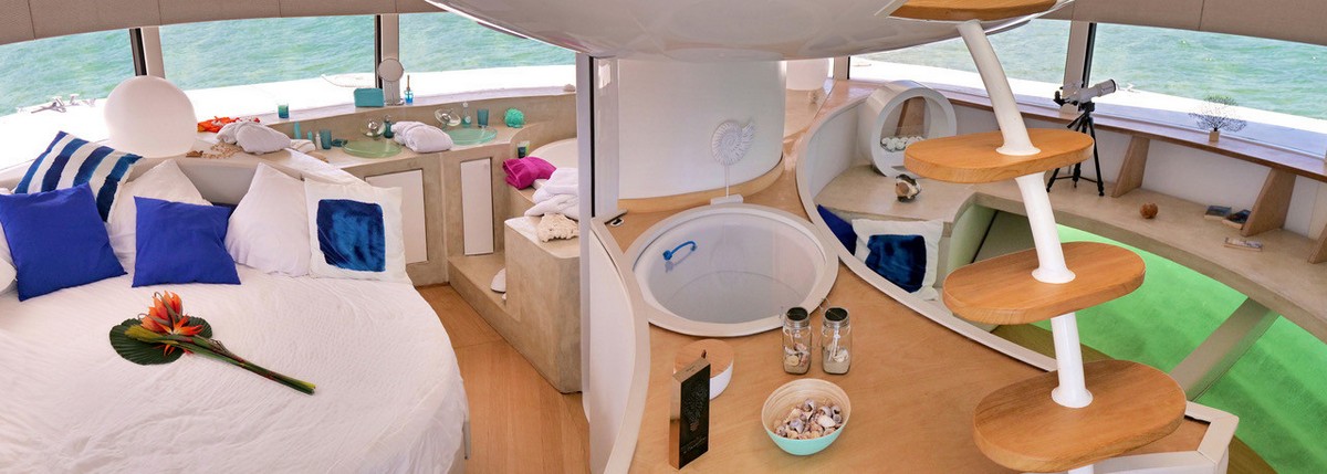 Элитный гостиничный номер с подводными спальнями а-ля Джеймс Бонд