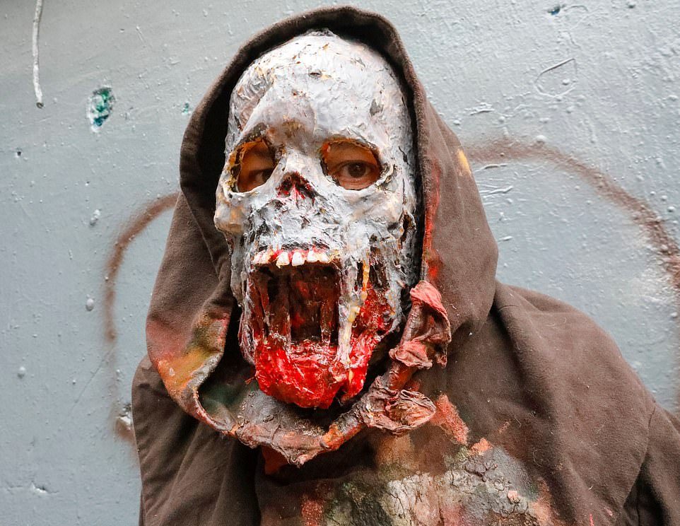 В Лондоне прошел 12-парад в честь Всемирного дня зомби