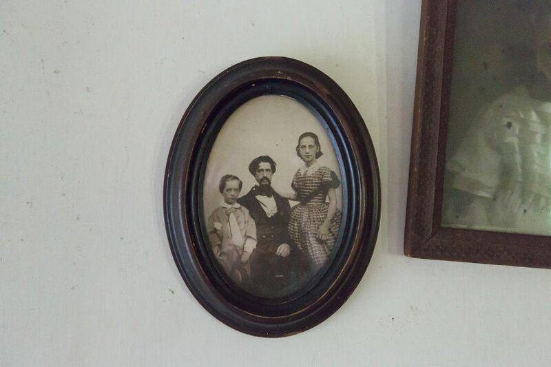 Фотограф нашел «типичный американский» заброшенный особняк 19 века