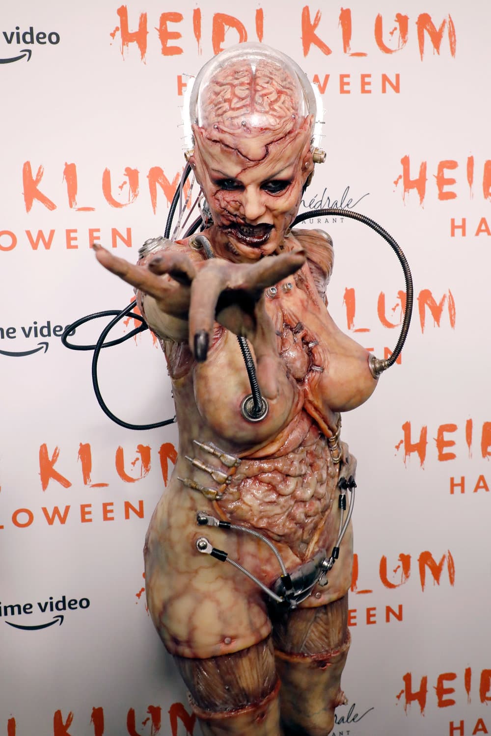 Топ-модель Хайди Клум вновь доказала, что она королева Хеллоуина. И вот почему…