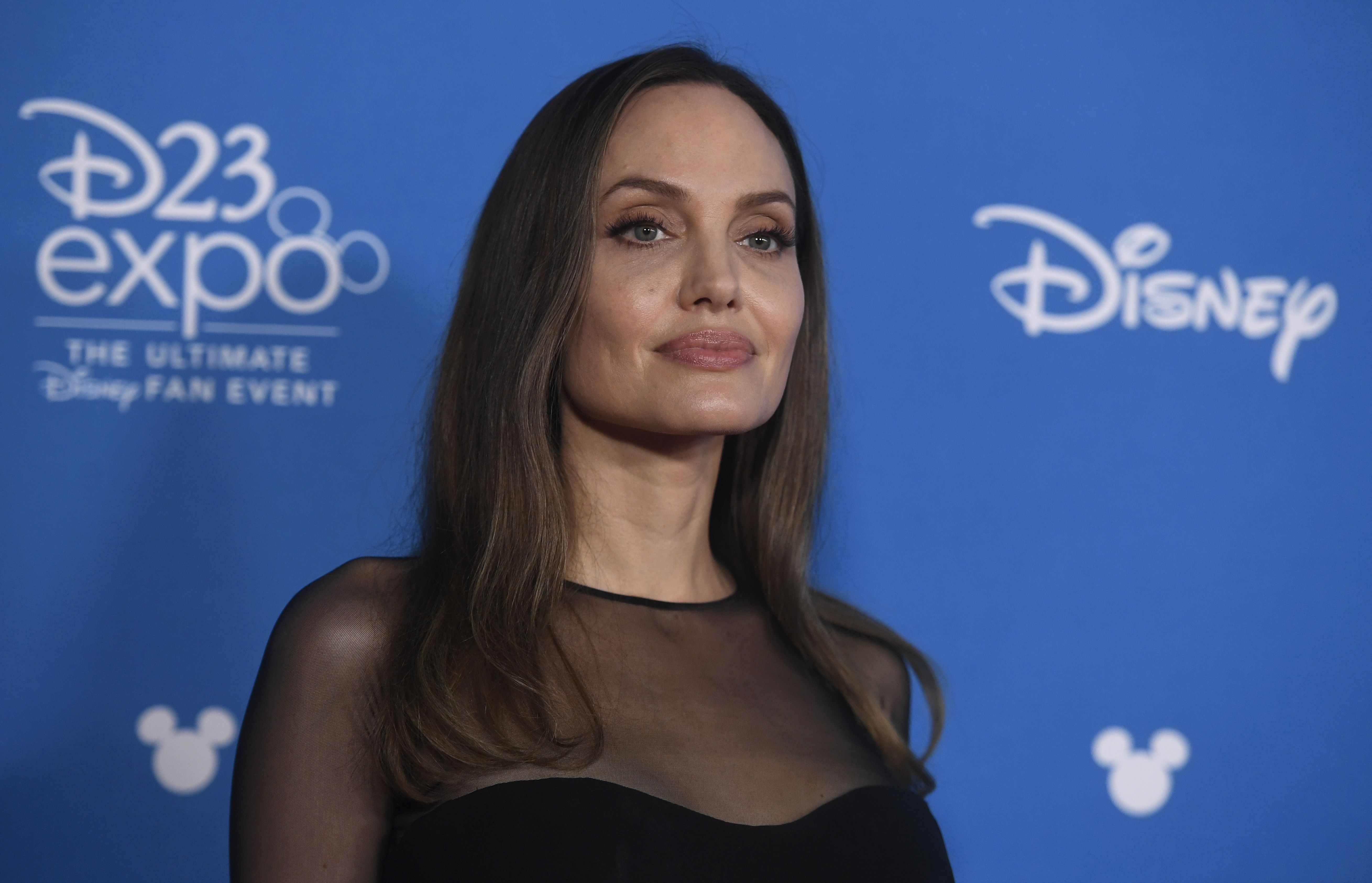 Анджелина Джоли могла погибнуть на съемочной площадке из-за бомбы