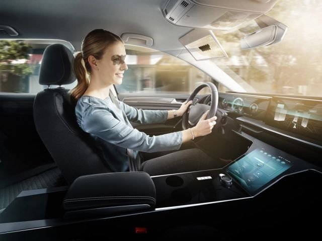 Умный козырёк для водителей Bosch Virtual Visor