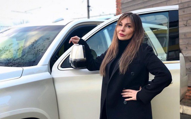 Наталья Бочкарева продает машину, после скандальной истории с наркотиками