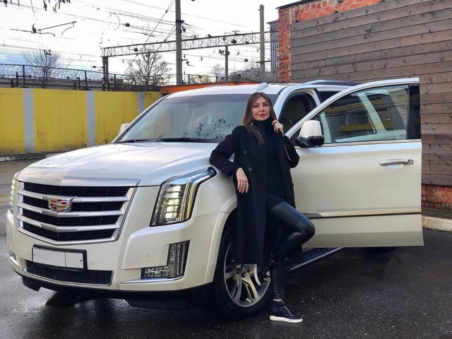 Наталья Бочкарева продает машину, после скандальной истории с наркотиками