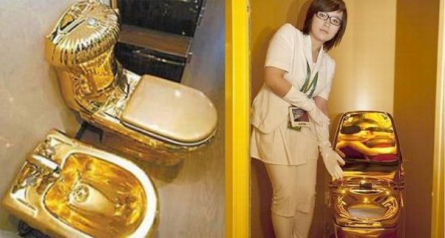 Золотой унитаз