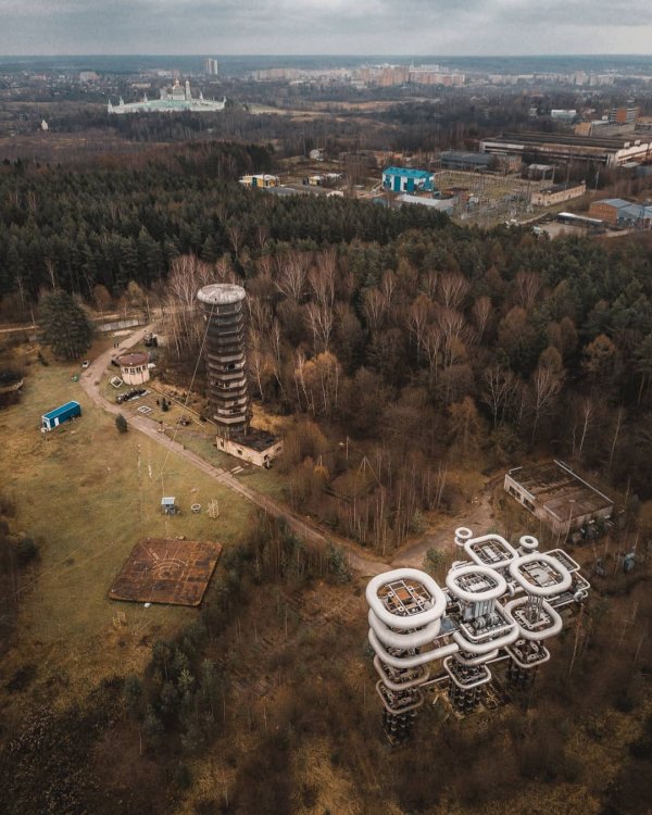 Атмосферные фотографии заброшенных мест Санкт-Петербурга