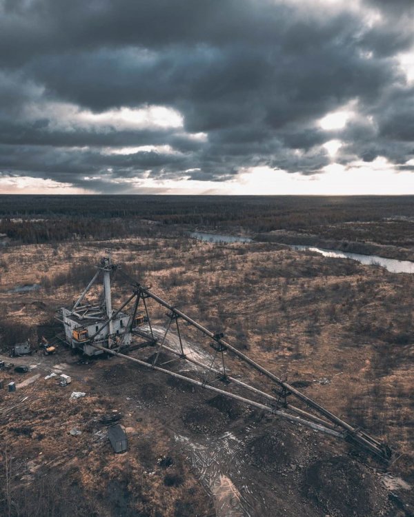 Атмосферные фотографии заброшенных мест Санкт-Петербурга