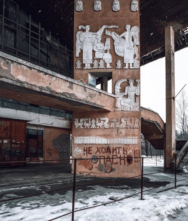 Атмосферные фотографии заброшенных мест Санкт-Петербурга