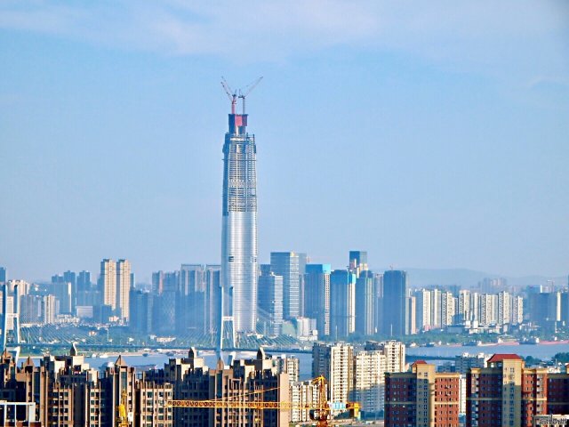 Небоскребы в Ухане