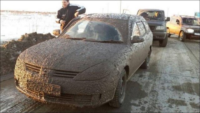 Грязный автомобиль