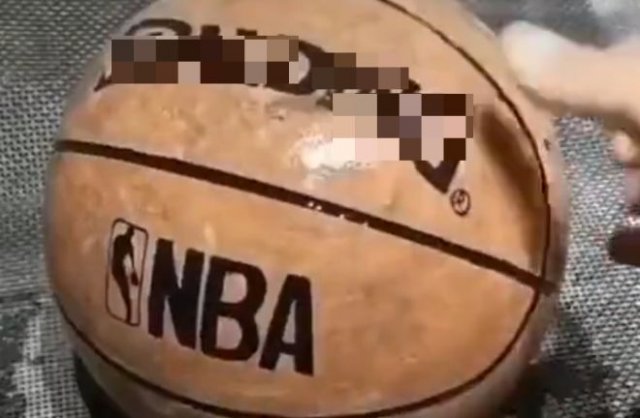 Баскетбольный мяч, которым можно убить