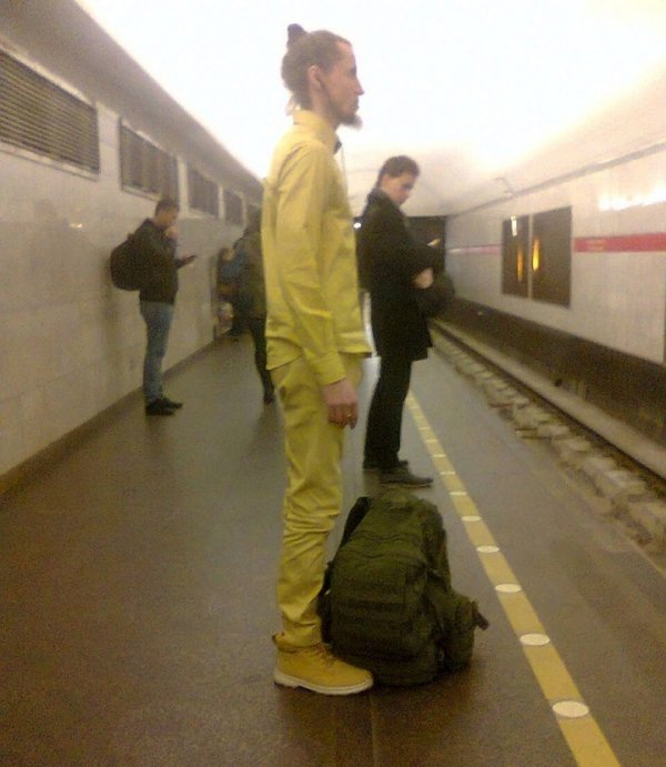 Модные и странные люди из метро