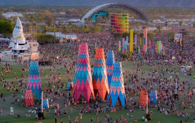 Перенос музыкального фестиваля Coachella