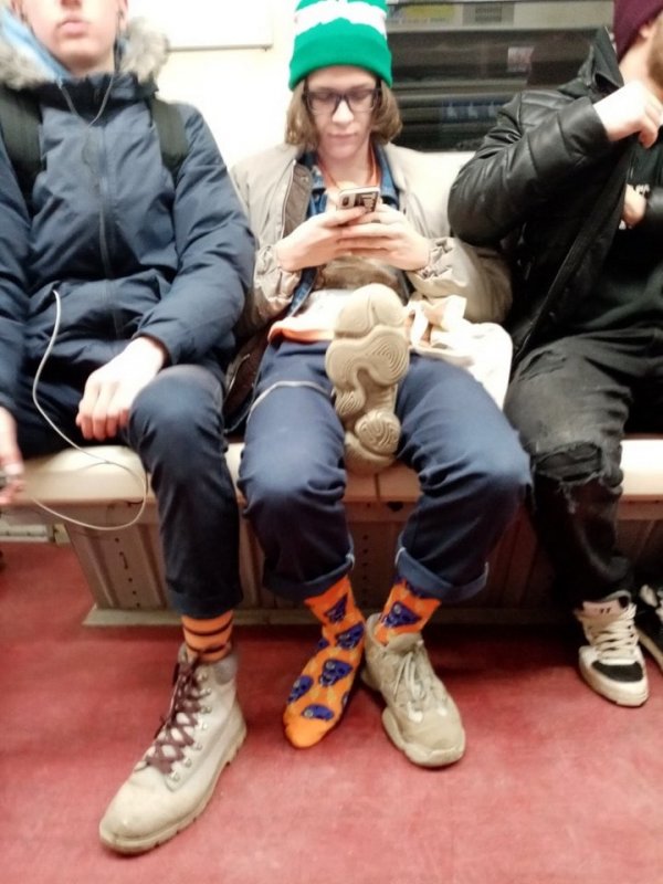 Модники и чудаки из метро