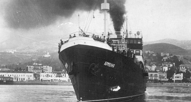 Военные обнаружили в Черном море потопленный немцами теплоход, на котором людей погибло больше, чем