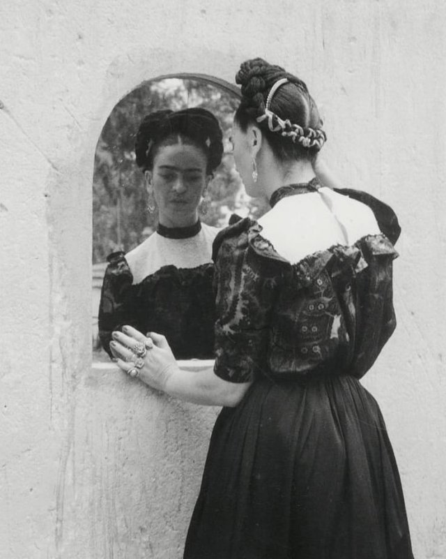 Подборка черно-белых фотографий прошлого века