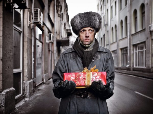 «Подарок», 2010 год «Подарок», 2010 год