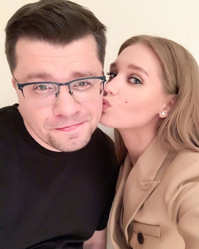 Новость о разводе Гарика Харламова и Кристины Асмус оказалась розыгрышем