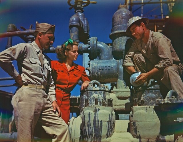 Индустриальные фотографии США 1940-х годов в цвете