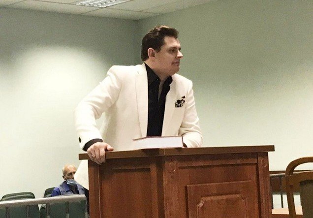 Евгений Понасенков и доцент Олег Соколов встретились в суде