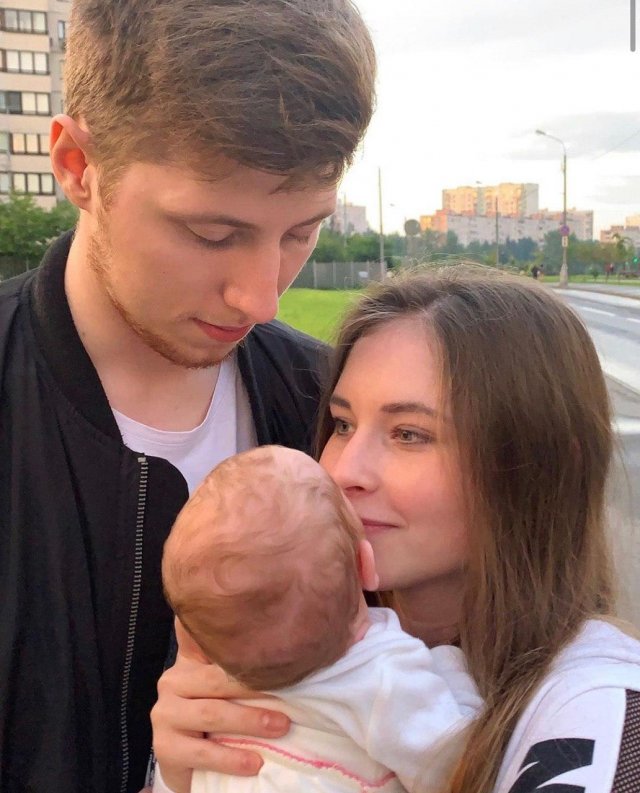 Олимпийская чемпионка Юлия Липницкая впервые стала мамой