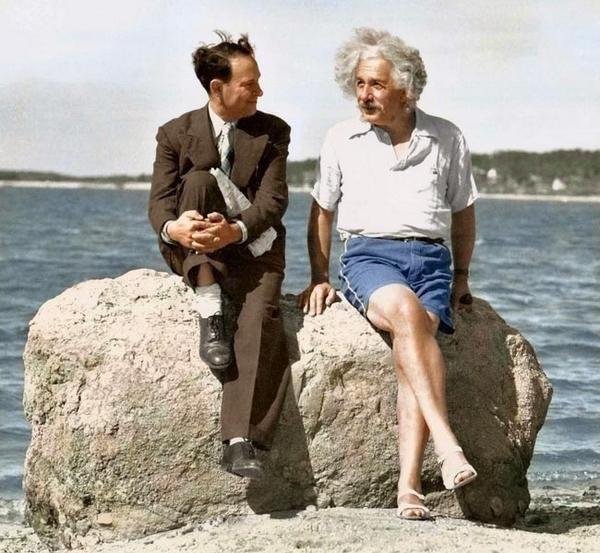«Я пережил две войны, двух жён и Гитлера» Альберт Эйнштейн. Лето 1945 г. Лонг-Айленд. Нью-Йорк. США.