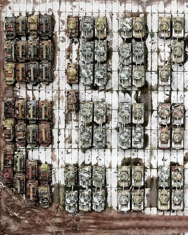 Кладбище российских танков в Сибири