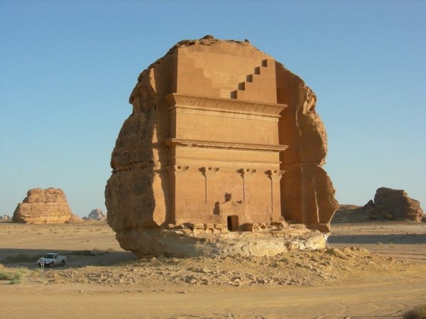 Уникальный дворец Мадаин-Салих, Саудовская Аравия