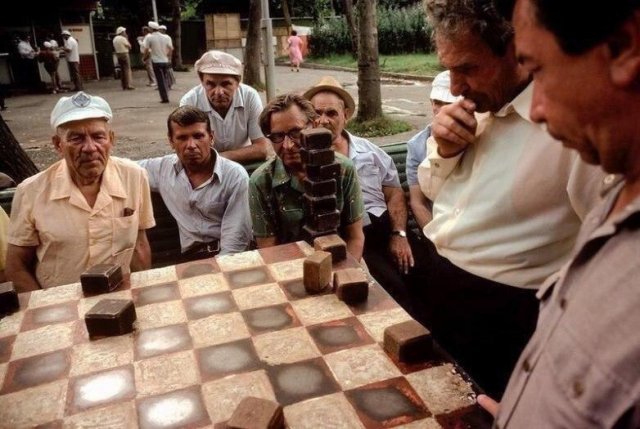 Суровые советские шашки, СССР, 1981 год.