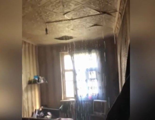В Пермской многоэтажке людям дали отопление вместе с &quot;душем&quot;