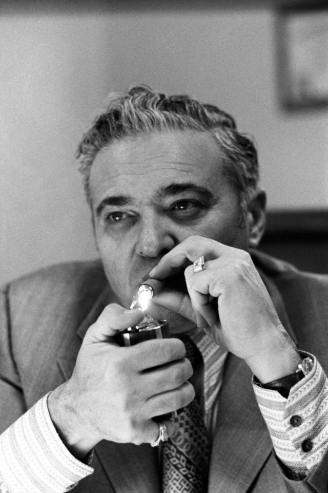 Альберт Сидман — шеф детективов Нью–Йорка, расследовавший загадочную смерть Нэнси Макьюэн, 1970–е, США