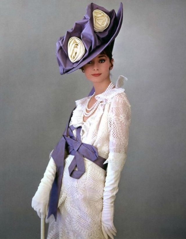 Одри Хепбёрн в костюме для х/ф «Моя прекрасная леди», 1963 год, США