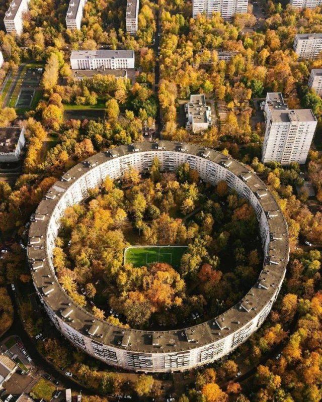 Круглый дом