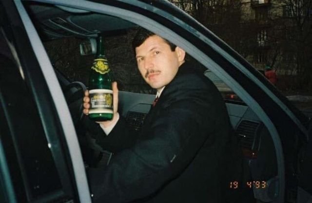 Криминальный авторитет из Санкт-Петербурга Владимир Кумарин в своем S600, 1993 год